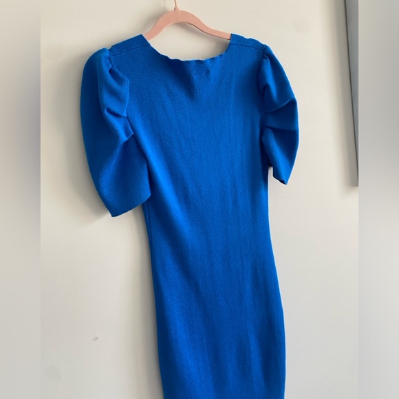 Line knit dress - Picture 7 of 9